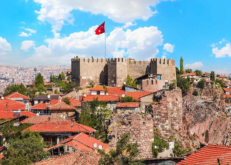 Ankara'da Üniversiteli Kızlar İçin İlk Yıl Rehberi